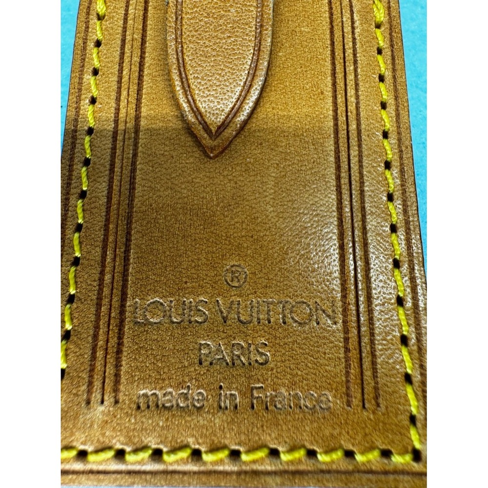 Louis Vuitton Luggage Tag Small-with Generic Purse Charm